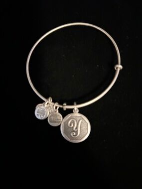 Alex & Ani 2013 Collection Brand New Initial (Y)Charm Bangle Bracelet